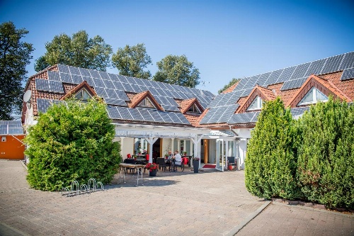 Landhotel zum Baggernpuhl image 2